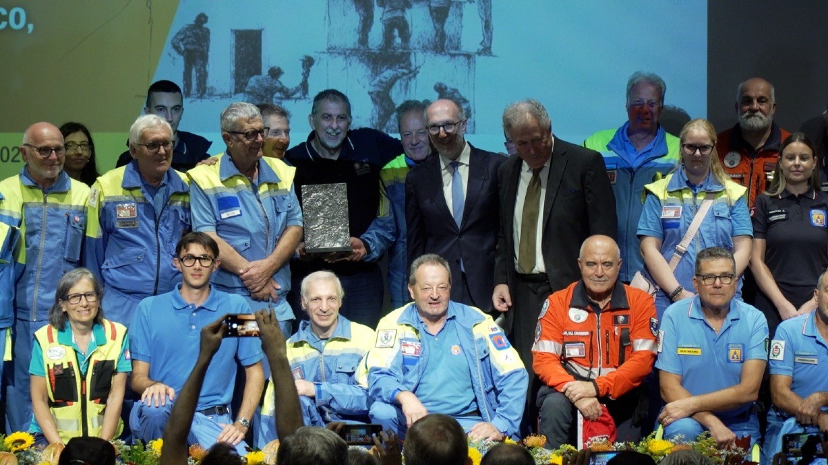 Tolmezzo, Premio Sussidiarietà nel primo giorno di scuola per il 50° del sisma