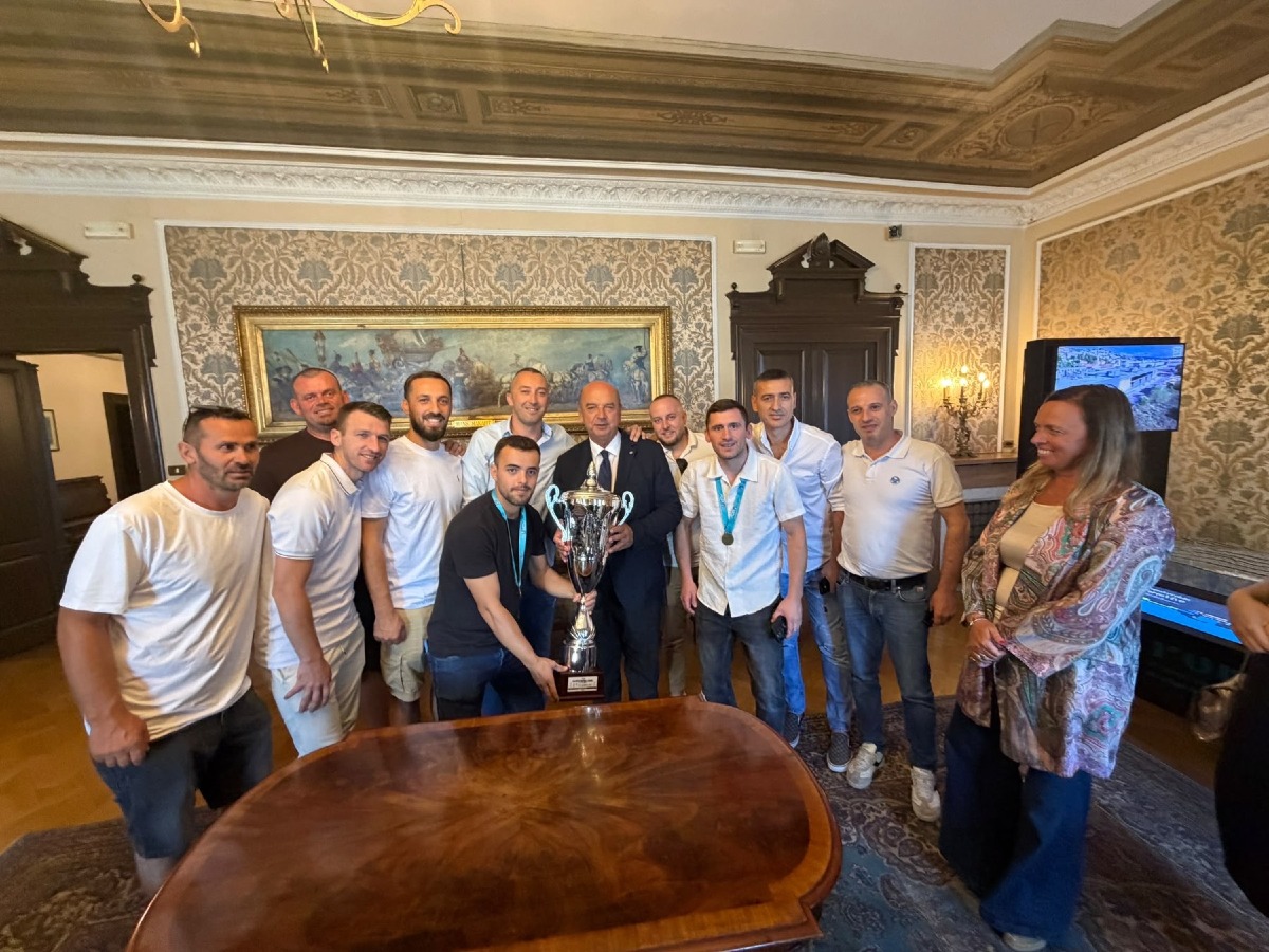 Torneo Città di Trieste, il trofeo arriva in Comune dopo titolo e coppa nazionale