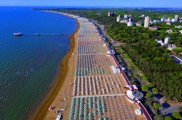 Lignano, la pineta demaniale diventa caso studio e apre alla forest therapy inclusiva