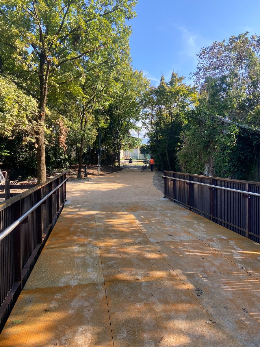 Pordenone, riapre il ponte dei Laghetti di Rorai: parco di nuovo accessibile da via