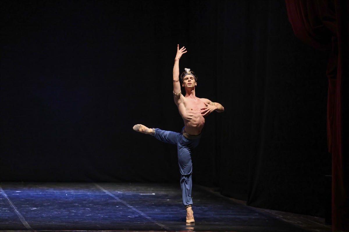 Trieste, a Miramare “Falling from the Sky”: Bowie e Bach tra piano e danza