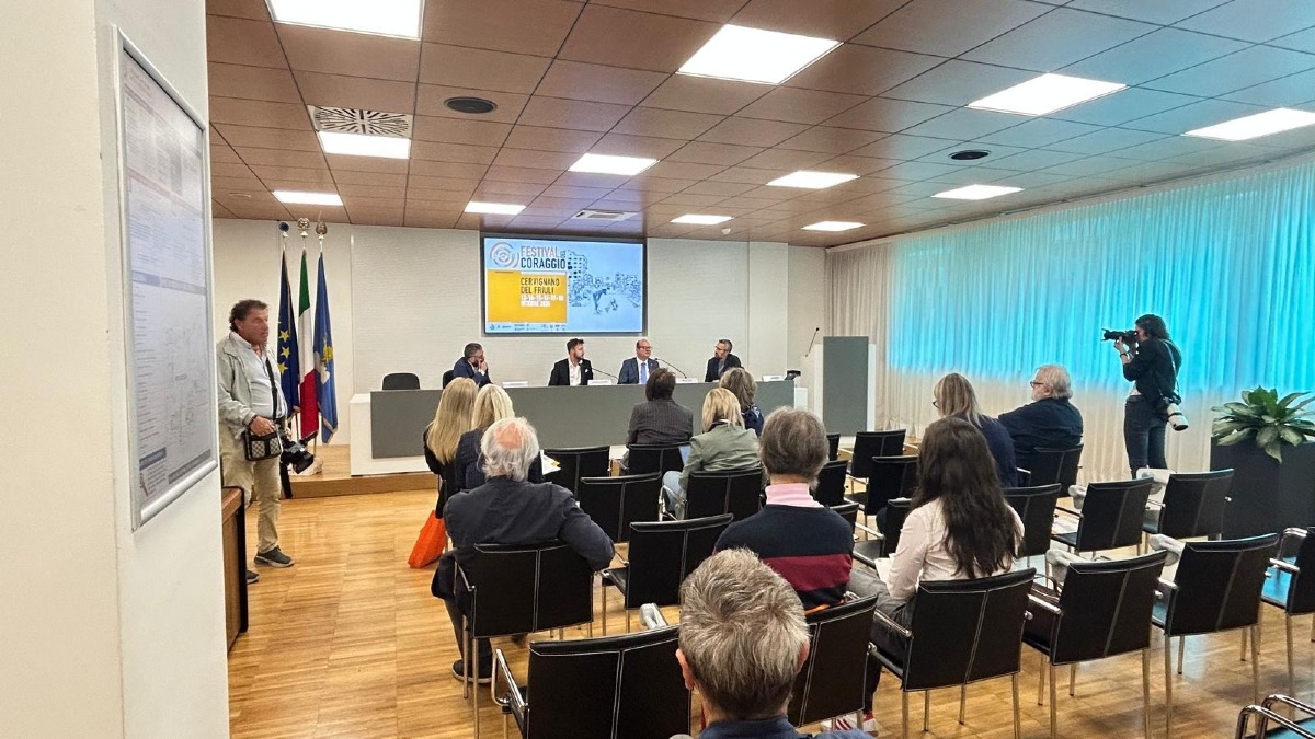 Festival del Coraggio 2026, a Cervignano sei giorni con Iacona, Bartolo, Veneziani e Turci