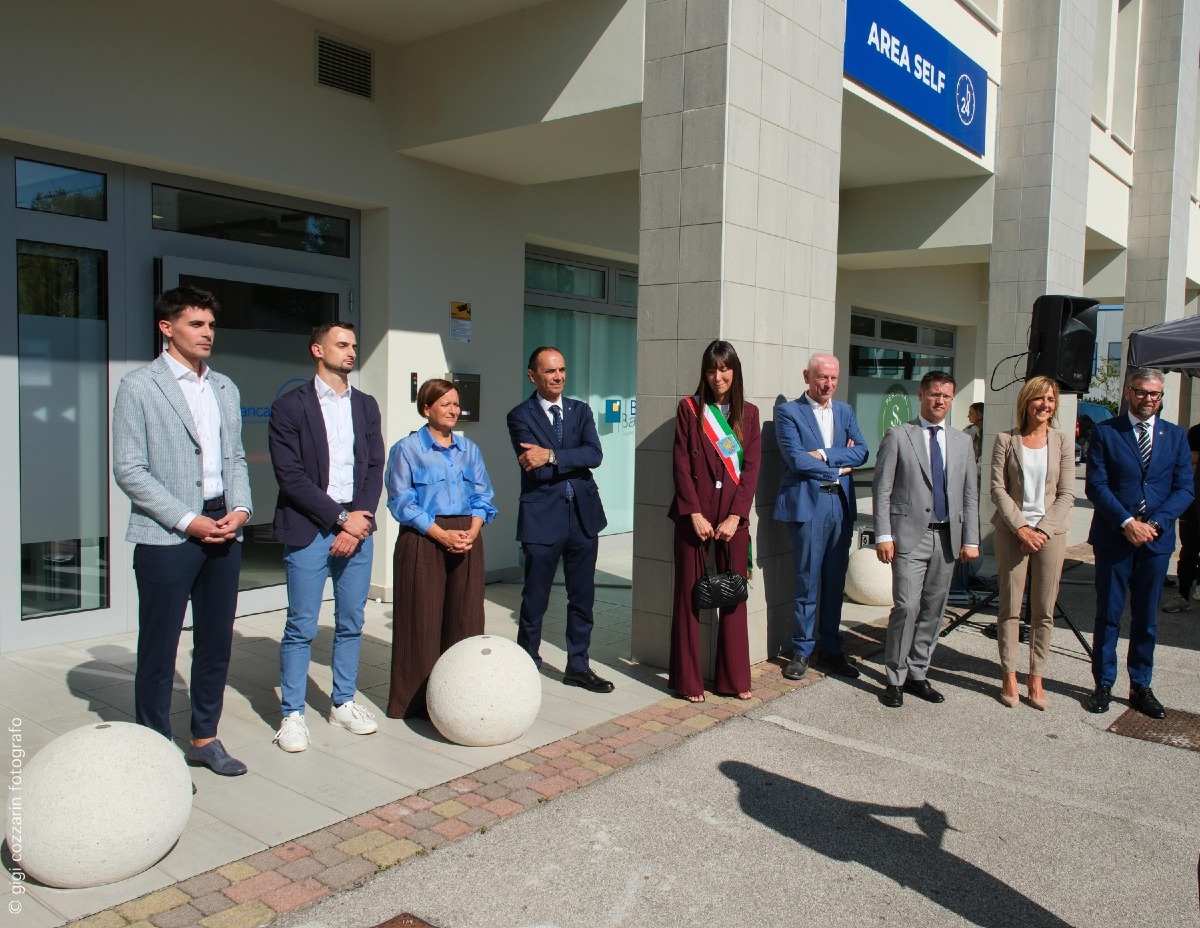 Banca 360 FVG apre a Prata di Pordenone: nuova filiale nella Zona del Mobile
