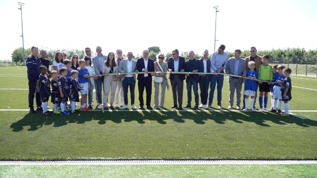 Sedegliano, inaugurato a Rivis il nuovo campo in sintetico da 524 mila euro