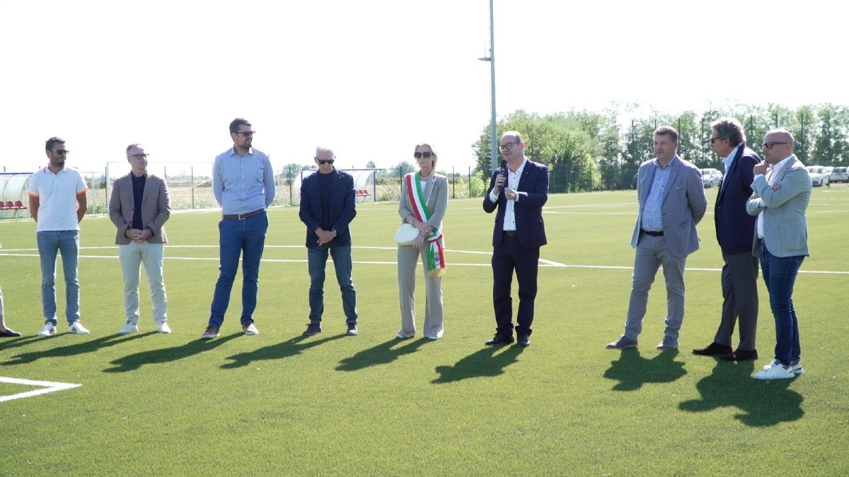 Sedegliano, inaugurato a Rivis il nuovo campo in sintetico da 524 mila euro