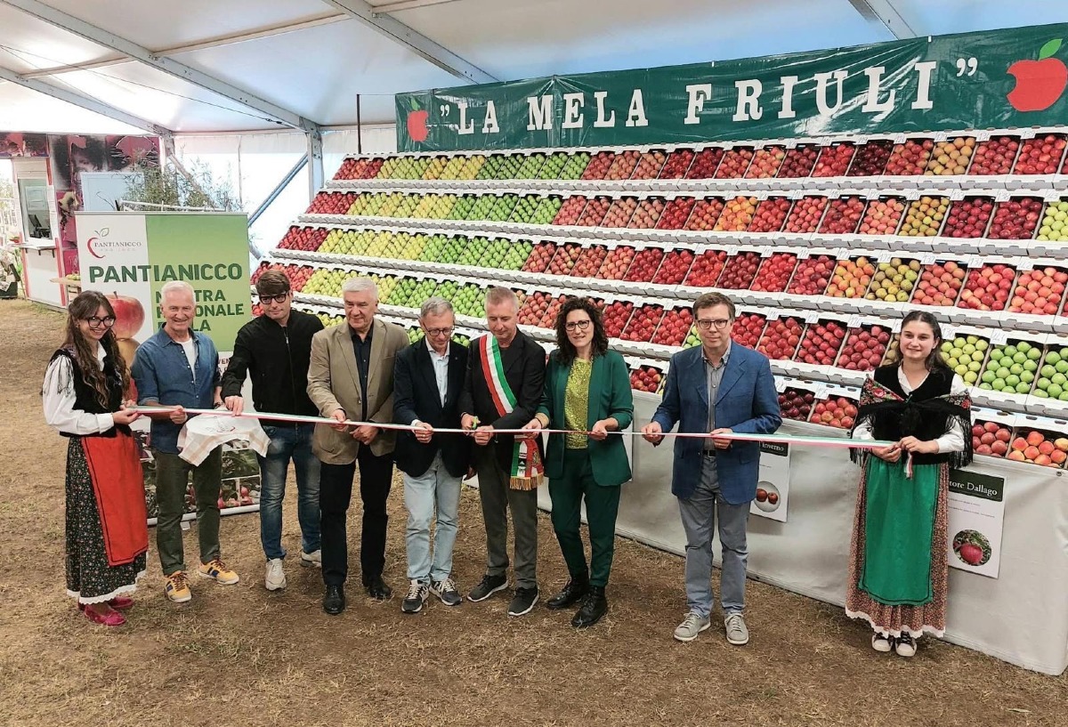 Pantianicco, Mostra regionale della mela fino al 4 ottobre: premiate 56 aziende