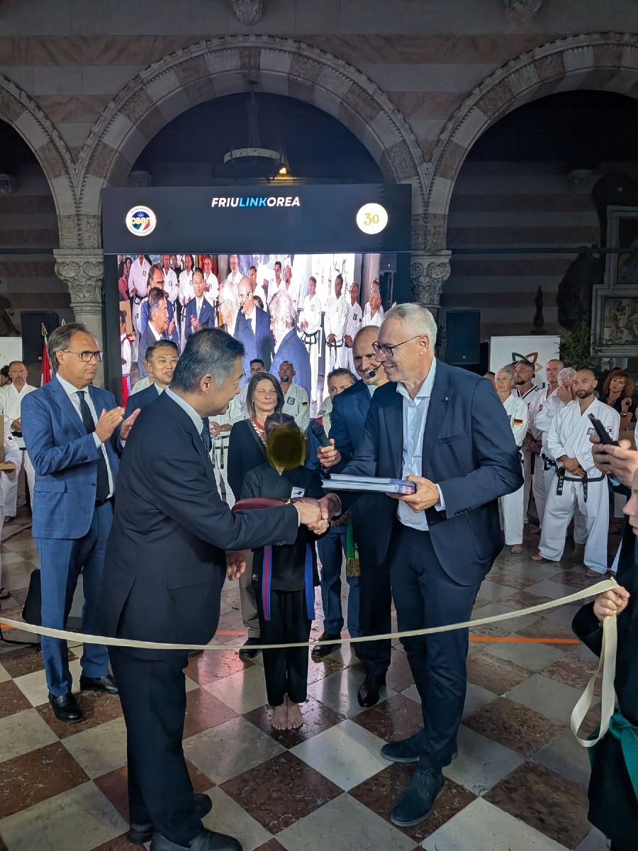 FriulinKorea debutta a Udine: arti marziali e scambio culturale in Loggia del Lionello