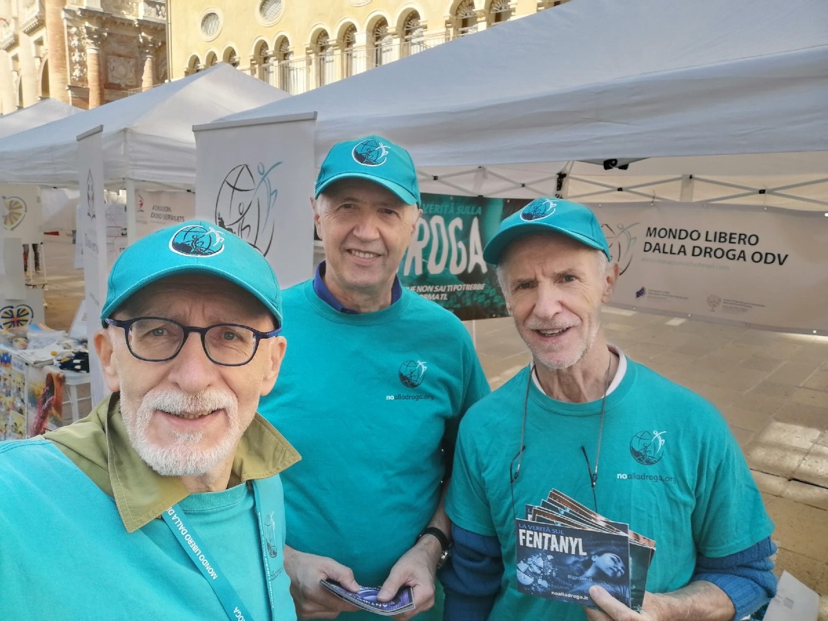 Vicenza, Mondo Libero dalla Droga in Piazza dei Signori al Festival delle Associazioni