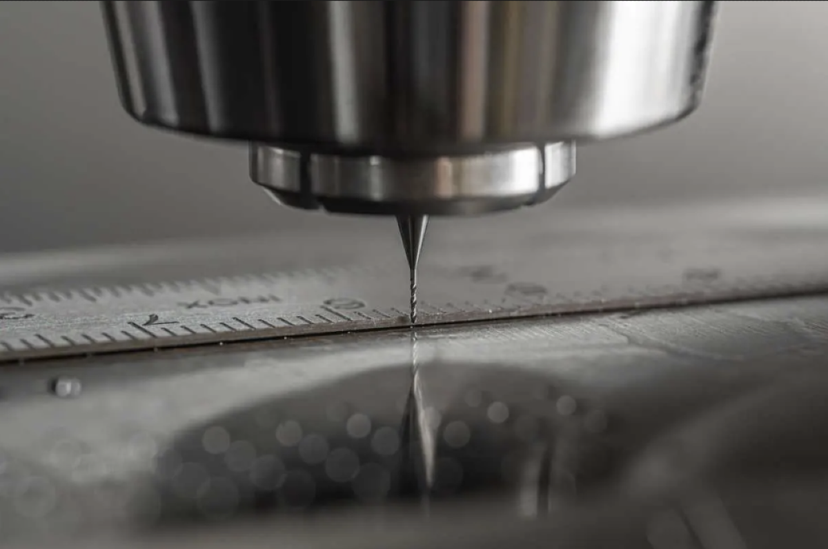 Macchine utensili CNC: le tecnologie che stanno cambiando la meccanica di precisione - 