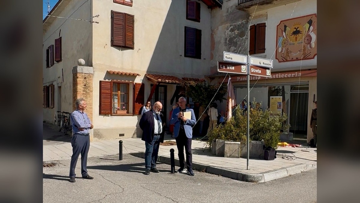 Torna alla luce ad Aiello del Friuli lo stemma asburgico nascosto su casa Rigotti - 