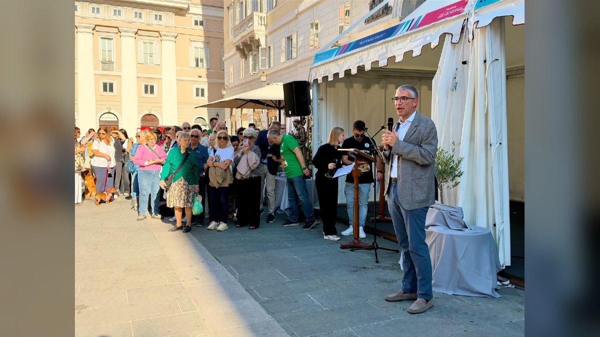 Animal Festival a Trieste, premio al cane Lamù dei Vigili del Fuoco - 