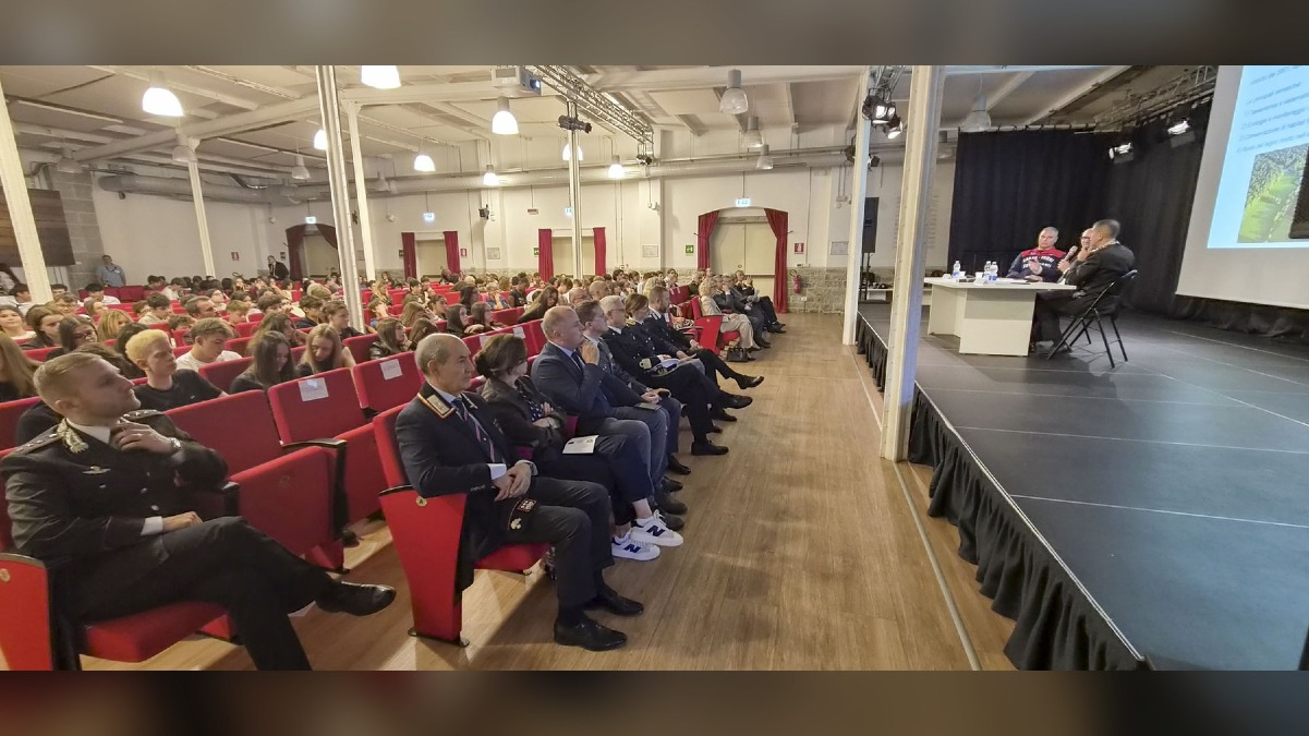 Barcolana 58, a Trieste 250 studenti all’incontro dei Carabinieri su mare e biodiversità - 