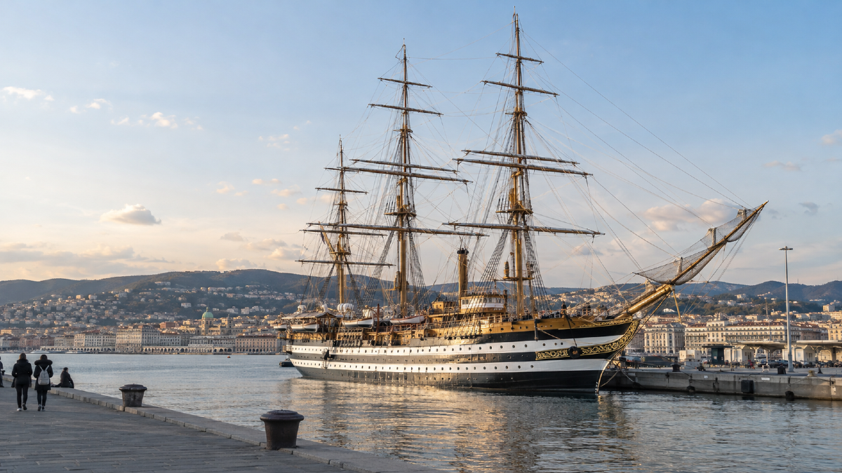 Amerigo Vespucci a Trieste, guida alla visita di lunedì 12 ottobre: prenotazione, orari e accesso - 