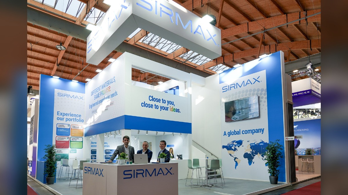 Sirmax porta al Fakuma 2026 materiali certificati con riciclato e software anti-scarti - 