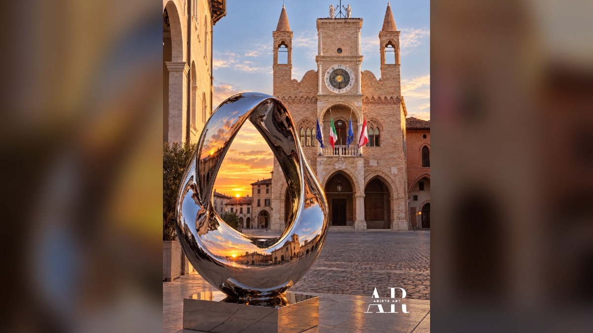 Pordenone, la scultura Solar Loop in piazza davanti al Municipio dal 19 al 23 ottobre - 