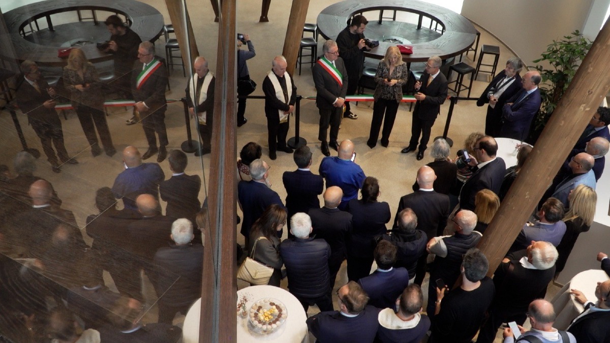 Zorzettig apre Cantina Viva a Spessa di Cividale: nuova ala, barricaia storica e ospitalità - 