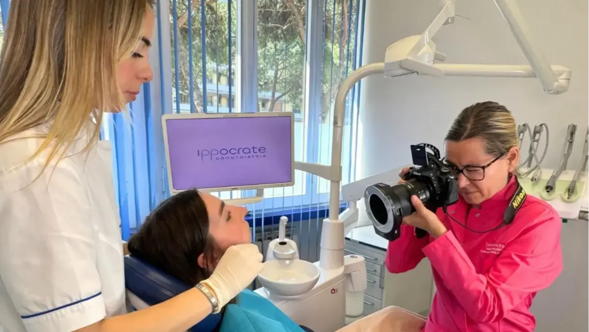 Mascherine per allineare i denti: come funziona l’apparecchio trasparente a Firenze, passo dopo passo - 