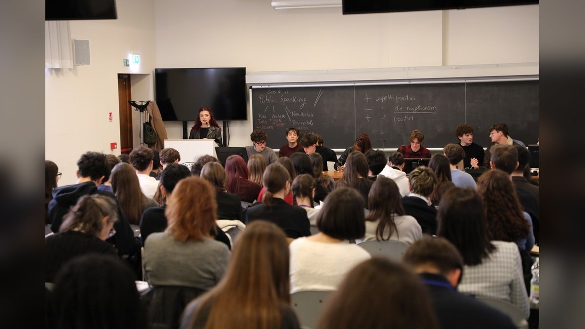 Debate Contest a Udine: 42 studenti di nove scuole in gara il 16 e 17 ottobre - 
