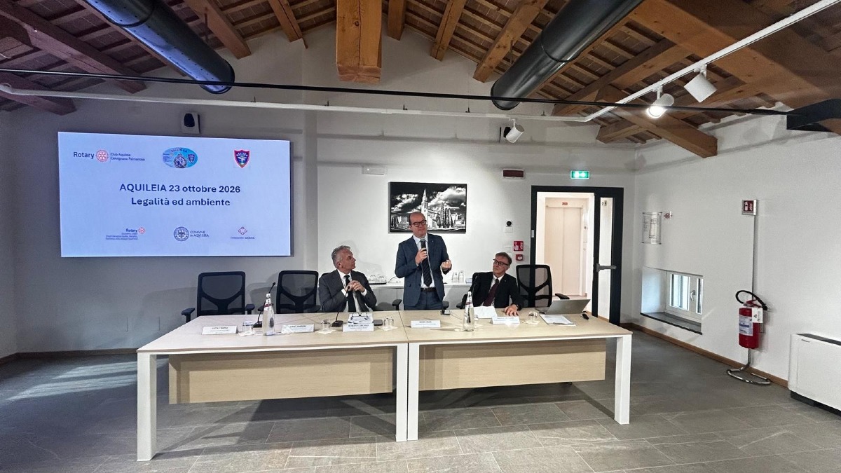 Ad Aquileia consegnata una talea dell'Albero di Falcone - 