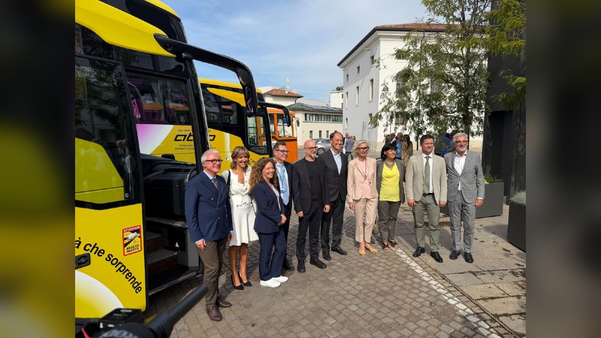 Pordenone 2027 viaggia con ATAP: due bus turistici portano il nome della città in Italia e all’estero - 