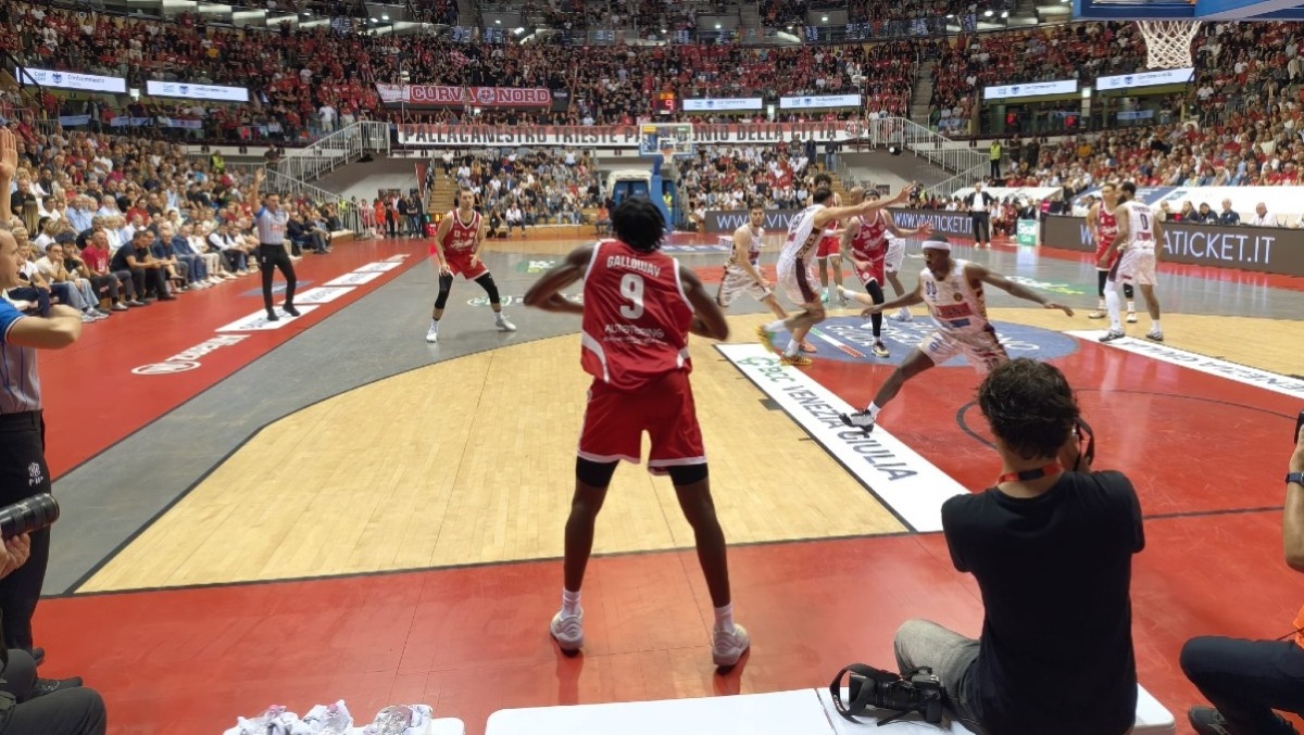 Pallacanestro Trieste, debutto amaro al PalaRubini: Venezia passa nel finale 87-82 - 