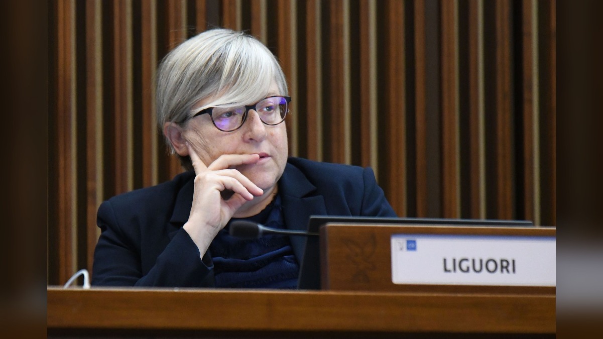 Personale sanitario, l’allarme di Liguori: «Senza medici e operatori il pubblico si indebolisce» - 