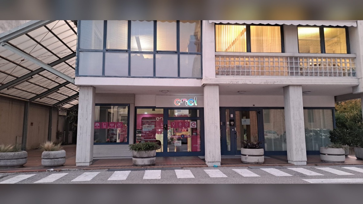 Jesolo, in piazza Matteotti un pomeriggio tra libro e testimonianza con Pamela Cesario Greggio - 