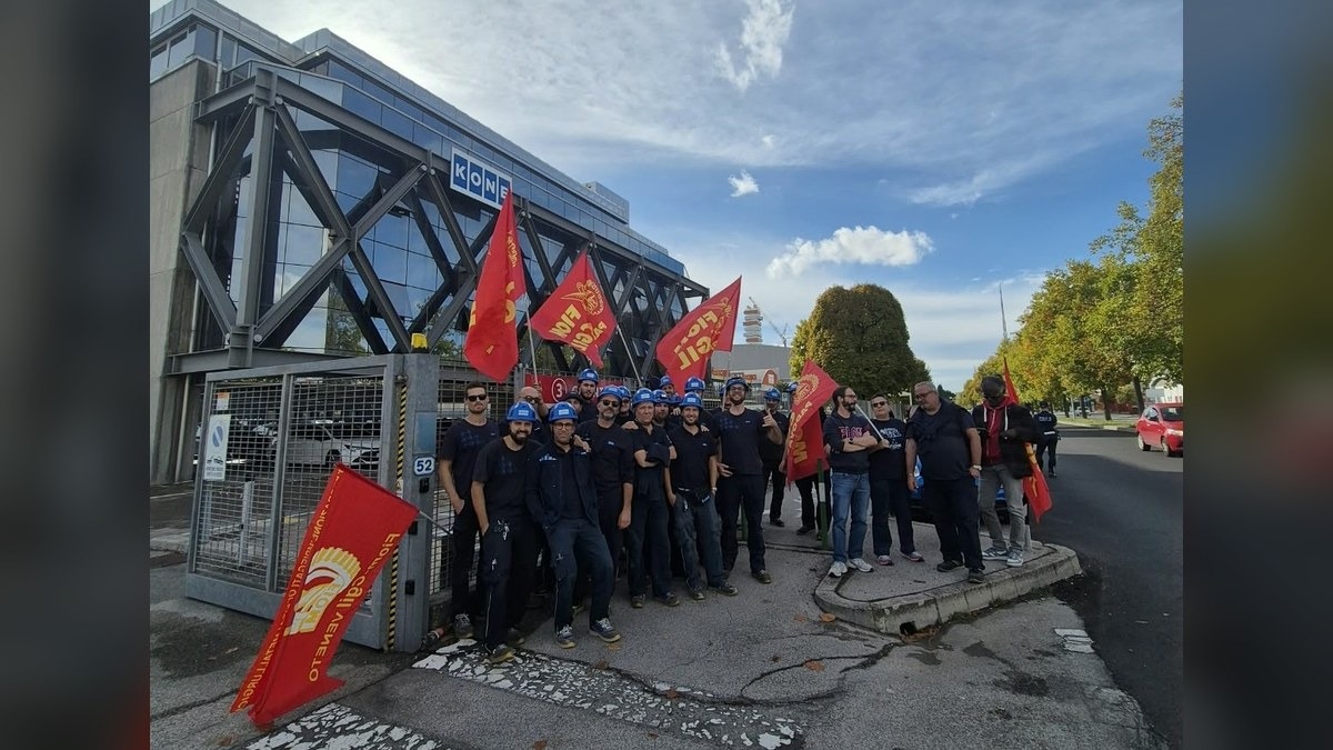 Padova, protesta alla Kone: i tecnici fermano il lavoro e contestano il nuovo gestionale - 