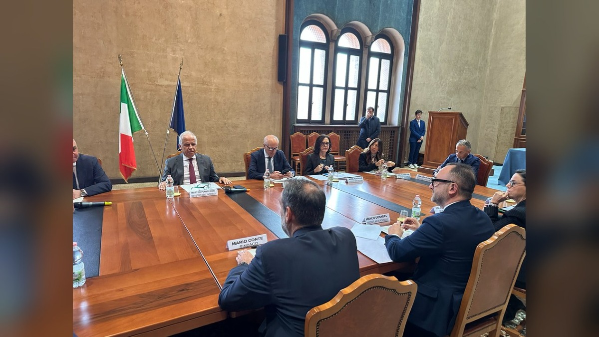 Sicurezza nei Comuni trevigiani, dalla Provincia al ministro tre priorità: personale, telecamere e confronto con i sindaci - 