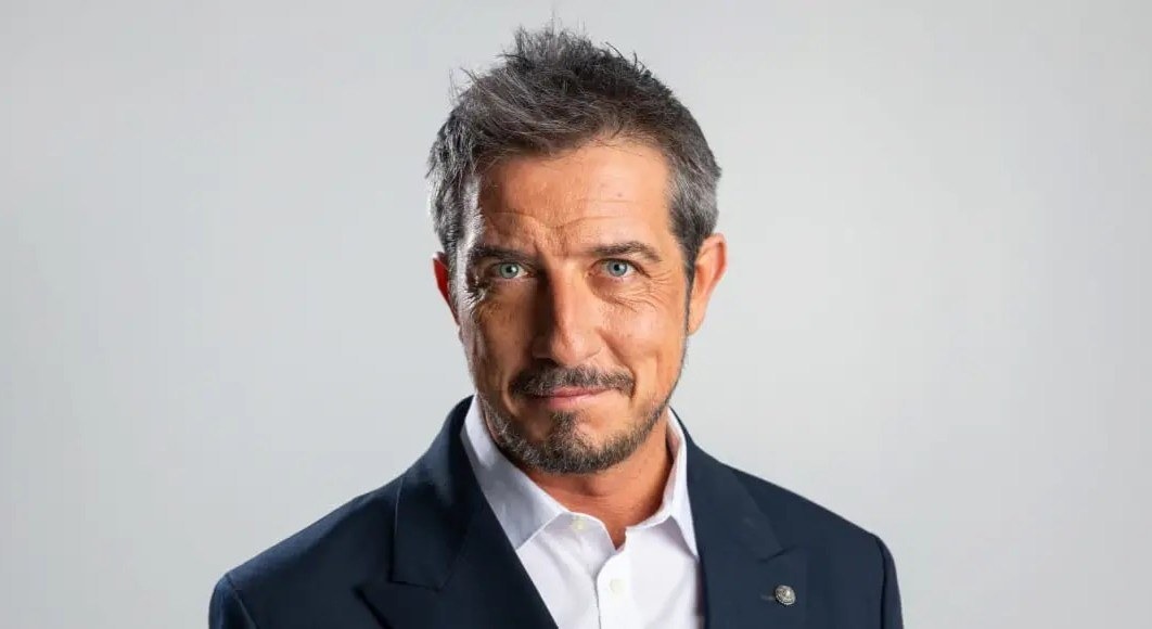 Paolo Ruffini a Nave de Vero il 16 ottobre: show gratuito con app e posti limitati