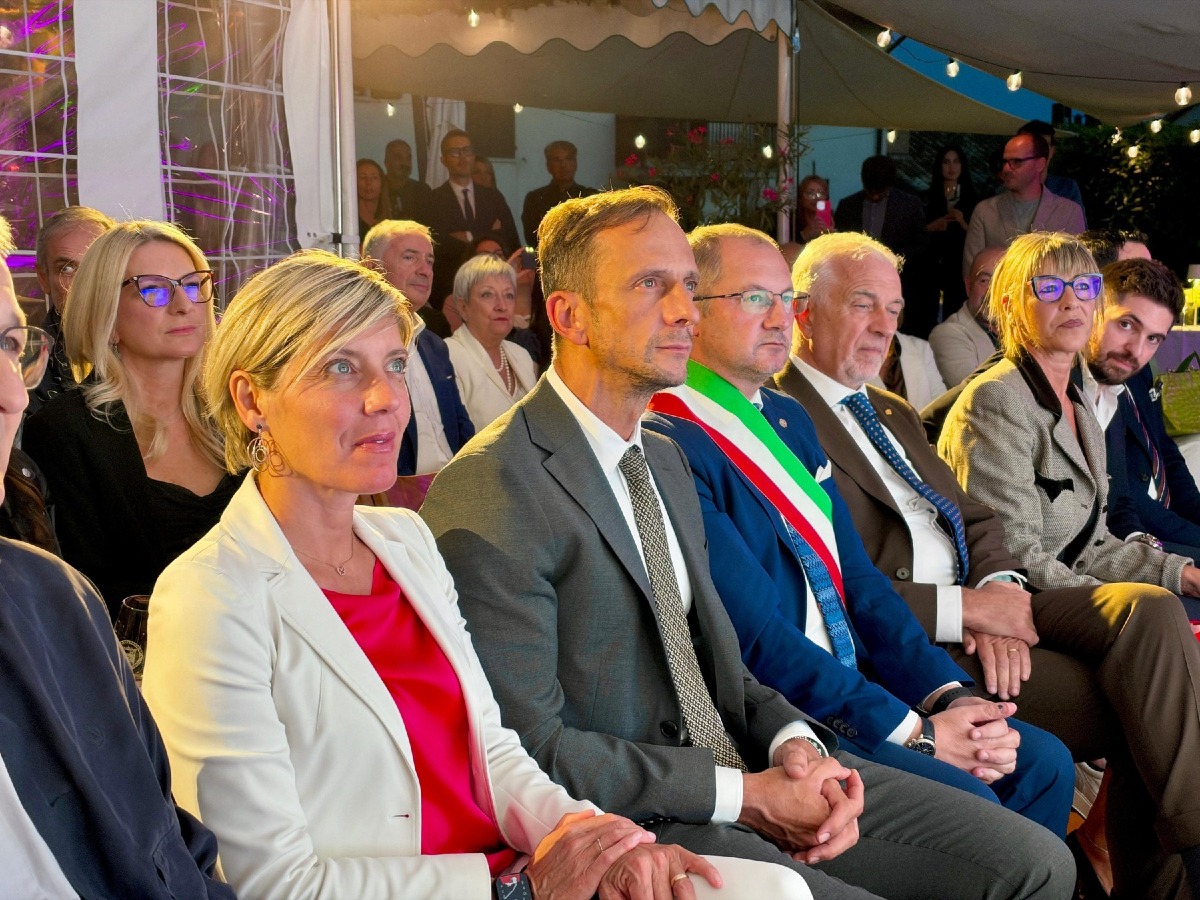 Targa della Regione ai 120 anni del prosciuttificio Alberti di San Daniele