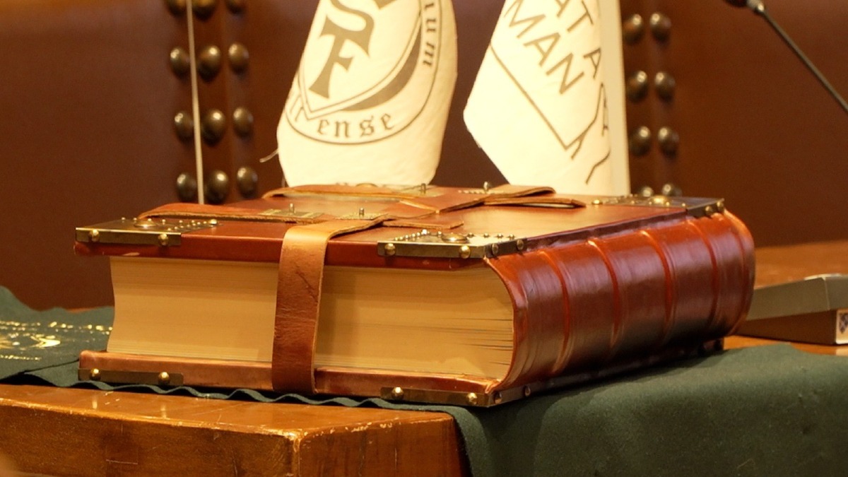 San Daniele, parte la riproduzione della Bibbia di Aquileia: progetto fino al 2031