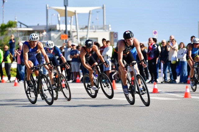 Lignano International Triathlon 2026, 824 iscritti e 14 nazioni nel weekend del 10 e 11