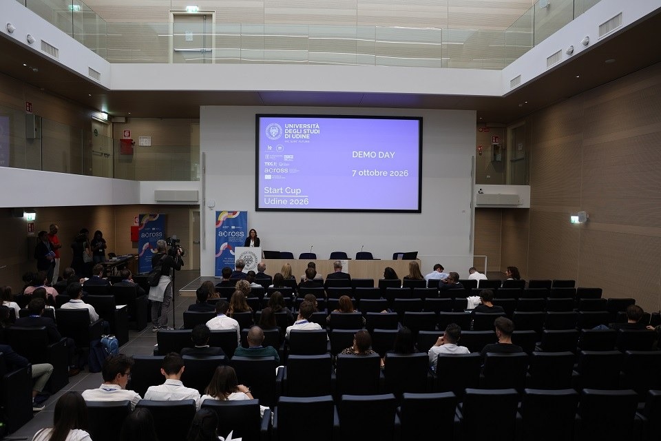 Start Cup Udine 2026, premiati otto progetti: e-bike, sicurezza piazze e acqua dall’aria
