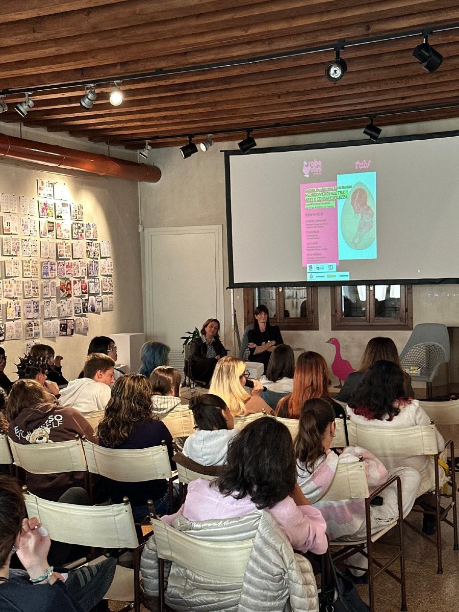 Treviso, 40 studenti del liceo artistico a lezione di neurodivergenze a Casa Robegan