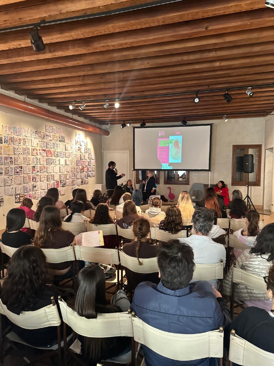Treviso, 40 studenti del liceo artistico a lezione di neurodivergenze a Casa Robegan