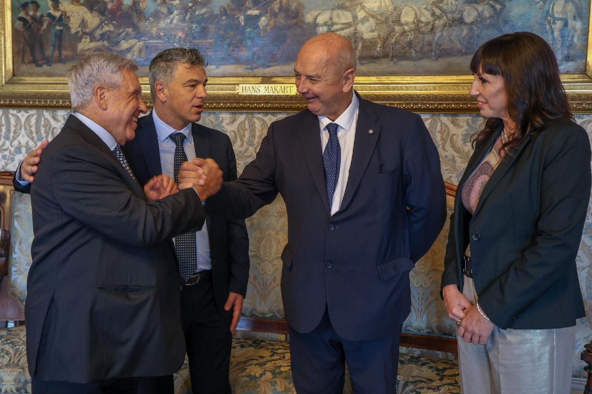 Dipiazza riceve a Trieste il sindaco di Laterza Giuseppe Cristella