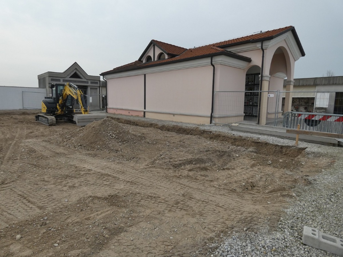 Pescincanna, Corai replica sulle opere al cimitero: «Prima i passaggi necessari»
