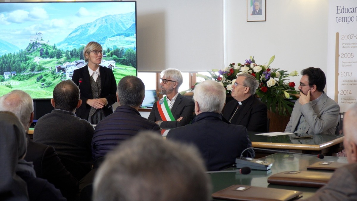 Tolmezzo celebra i 100 anni dell’Opera salesiana, consegnata una targa commemorativa