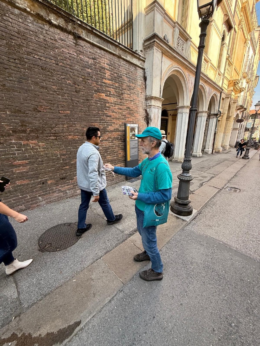 Vicenza, Mondo Libero dalla Droga torna in centro con opuscoli per i giovani