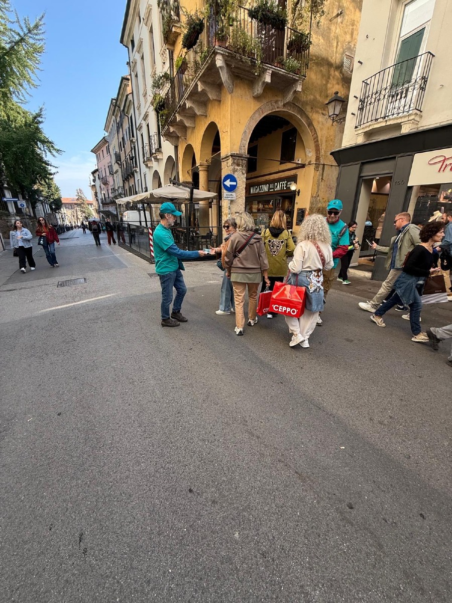 Vicenza, Mondo Libero dalla Droga torna in centro con opuscoli per i giovani