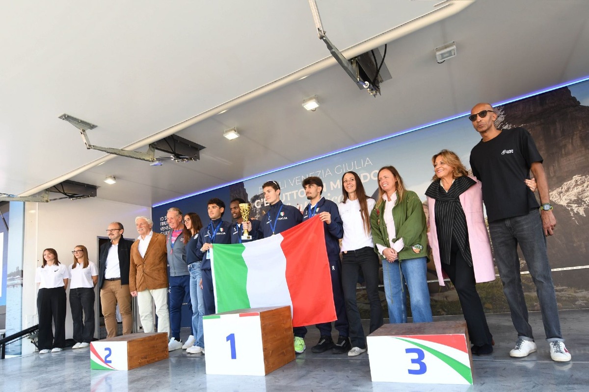 Corsa dei Castelli e Under 23, premiati in piazza Unità a Trieste