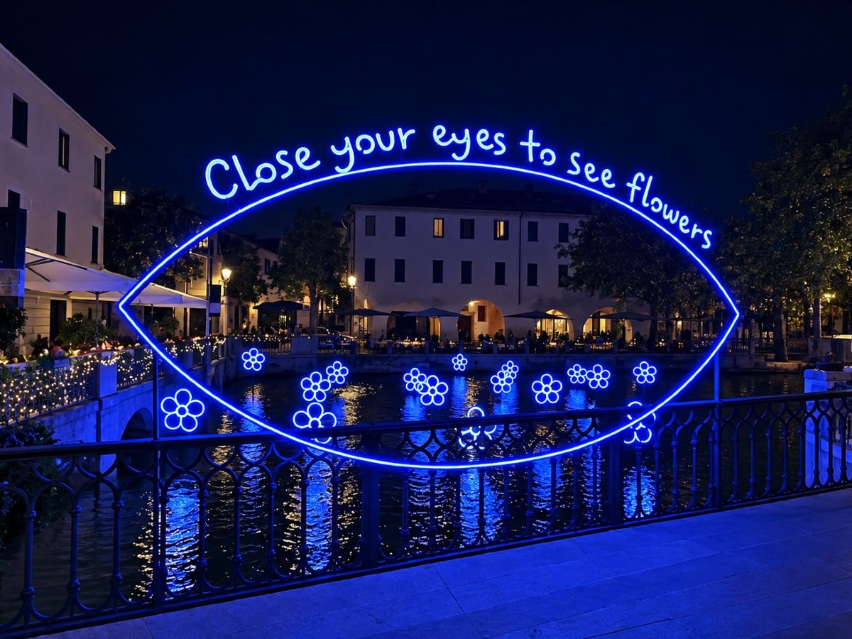 Treviso, le installazioni luminose di Aliteia accendono il 4passiFestival