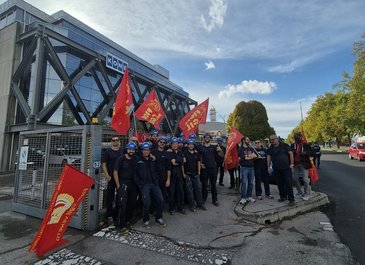Kone, sciopero e presidio a Padova contro il nuovo software di gestione