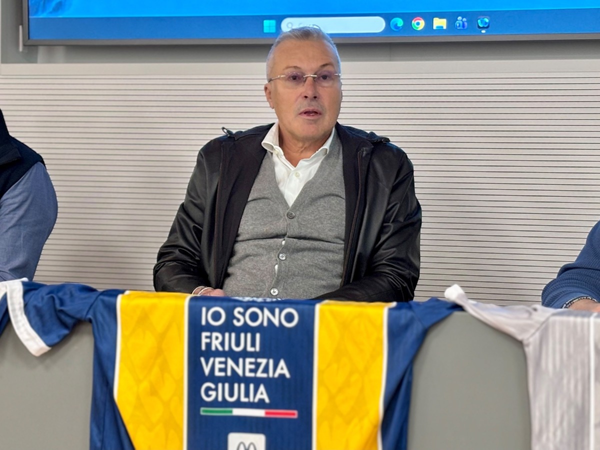 Eagles Futsal Cividale sulle maglie con il marchio Io Sono Friuli Venezia Giulia