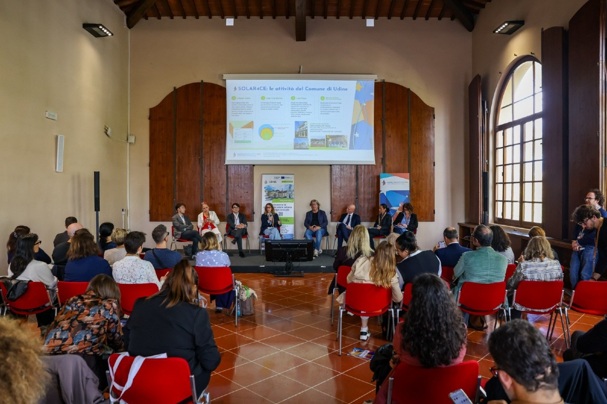 Udine presenta a Firenze il catasto solare e il nuovo modulo per le comunità energetiche