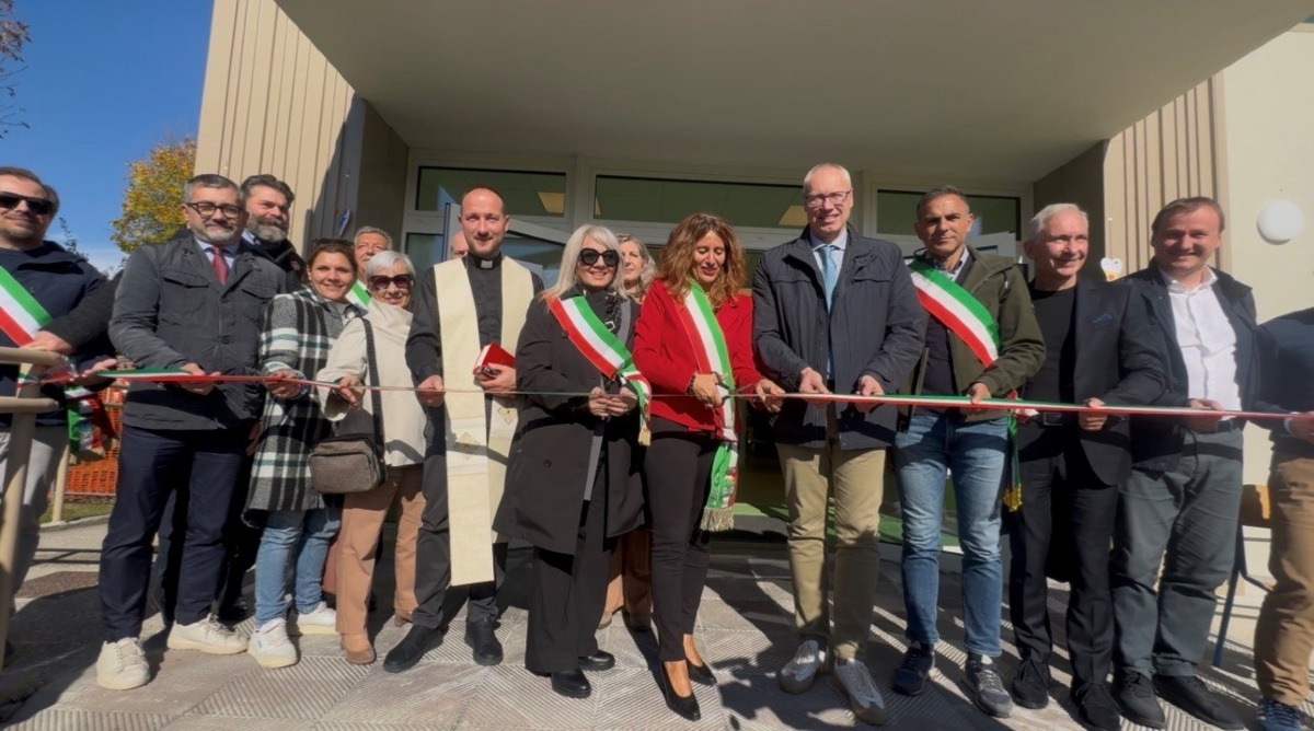 Pocenia, inaugurata la primaria Manzoni dopo lavori antisismici ed energetici