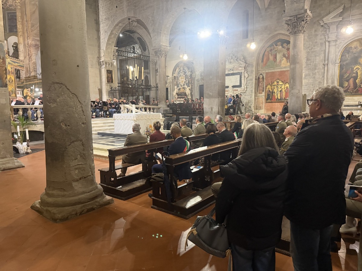 Una Bibbia di Gutenberg donata alla Folgore sarà custodita nel museo di Pisa