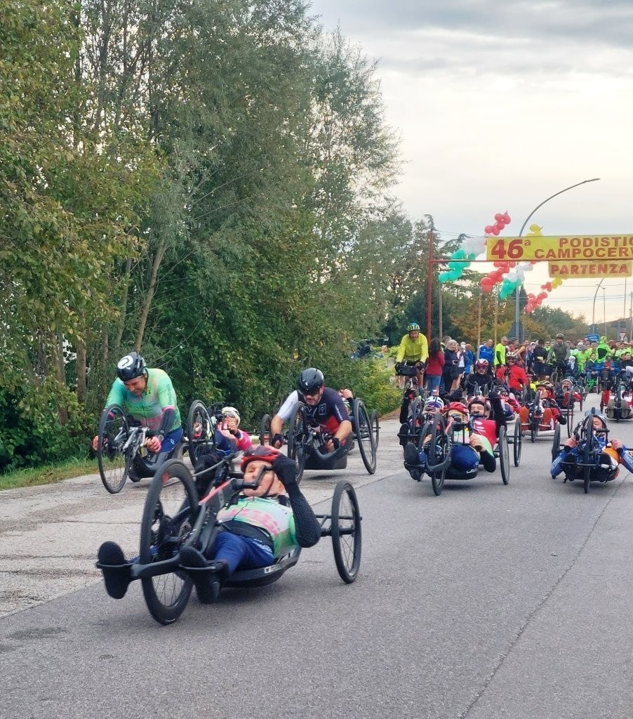 Campocervaro, Esposito e Nyabochoa vincono i 10 km: 2800 iscritti a Cimetta