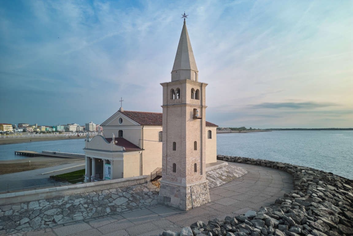 Natale al mare a Caorle, il Cavallino Bianco punta su feste in famiglia e benessere